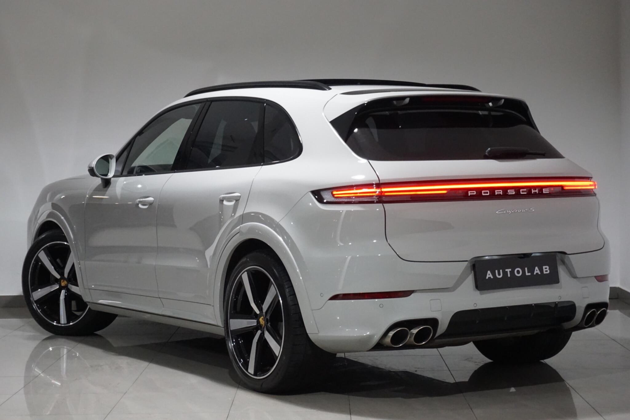 Porsche Cayenne 4.0T V8 S SUV 5dr Petrol TiptronicS 4WD Euro 6 (s/s) (474 ps)